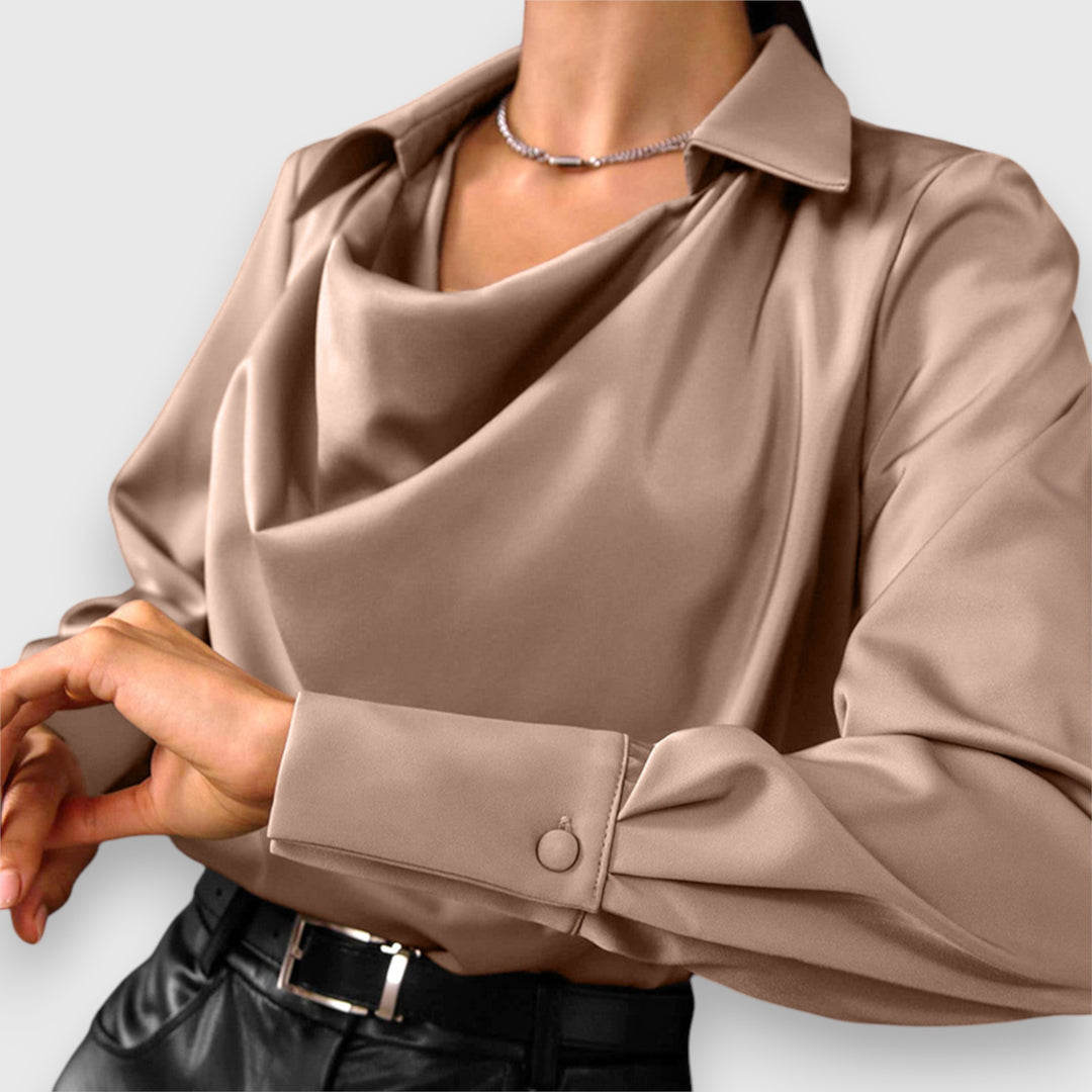 Solina | Stilig Draperad Cowl Neck Blus